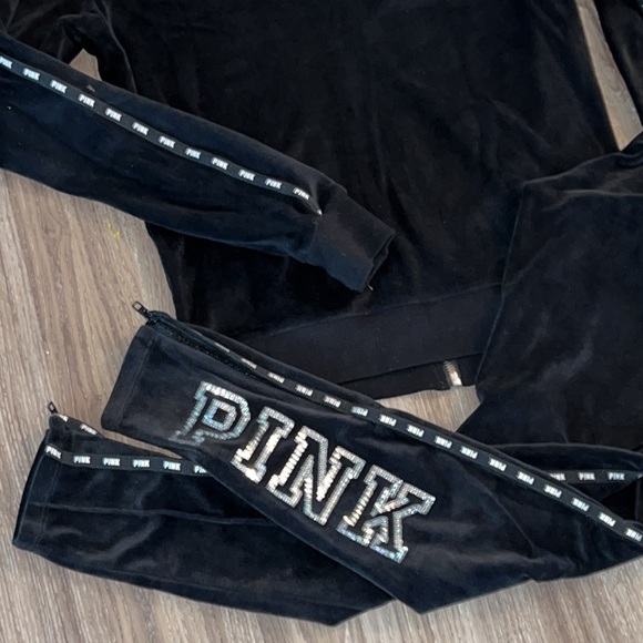 Pink bling track suit - Picture 2 of 7